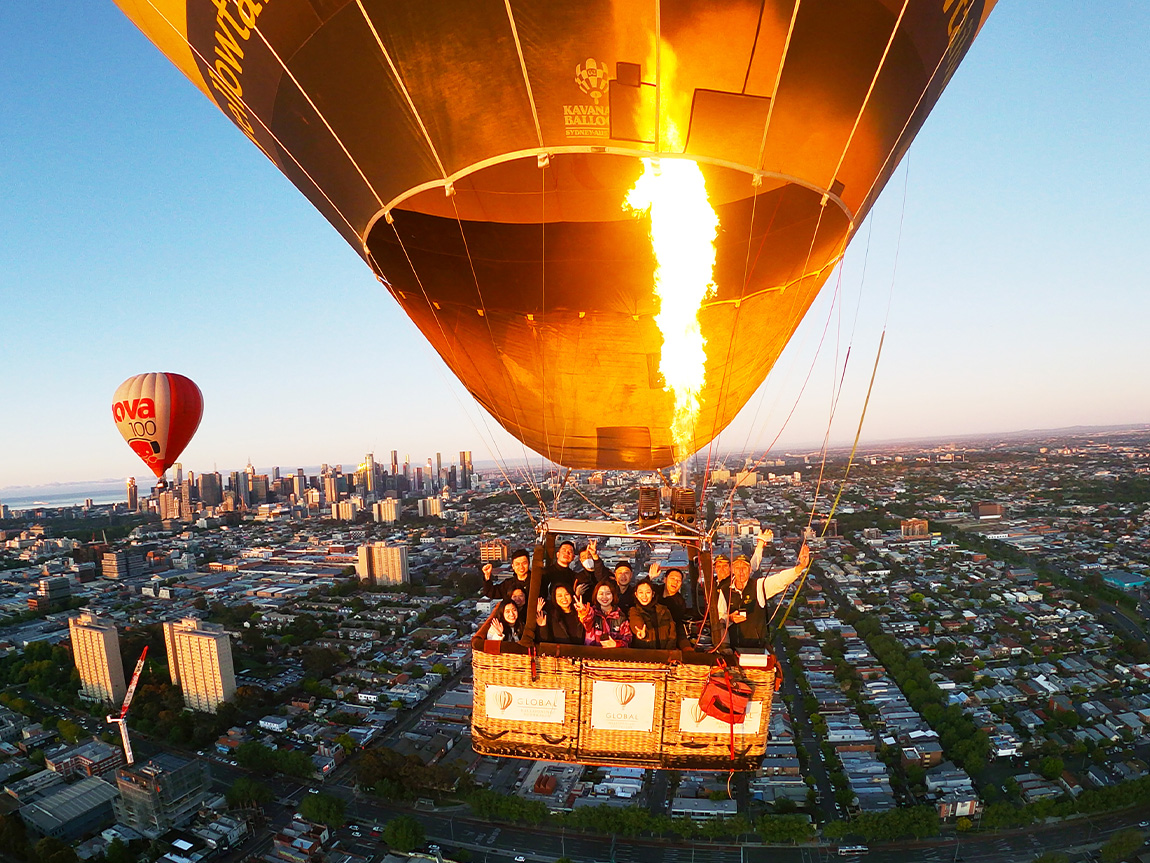 Hot air balloon over Melbourne