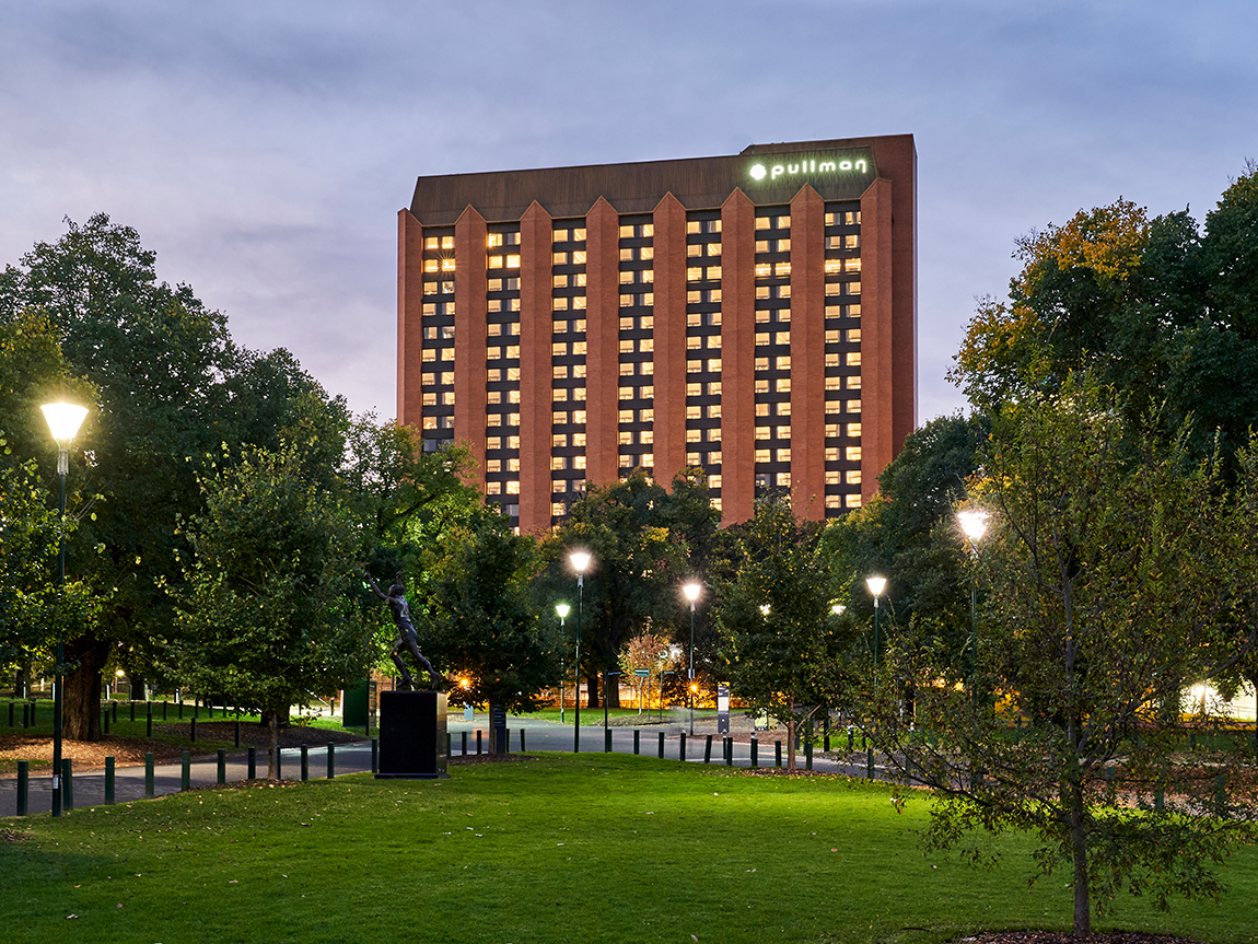 Pullman on the Park
