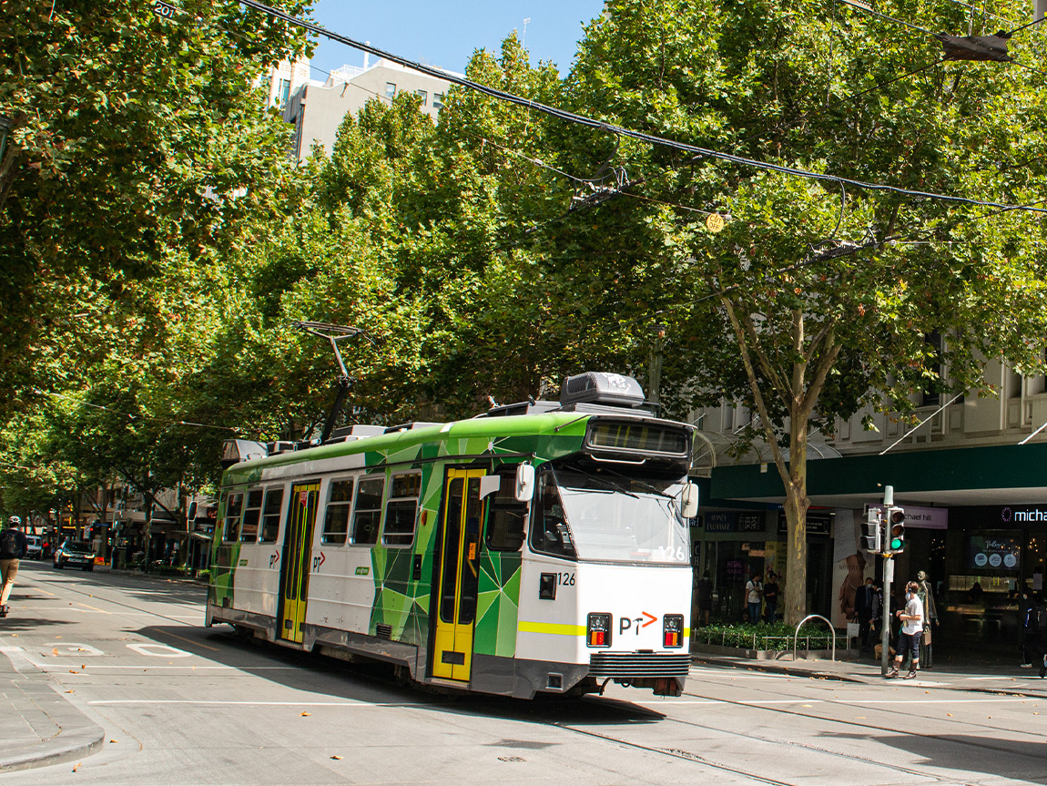 Melbourne-Tram_Swanston-Street